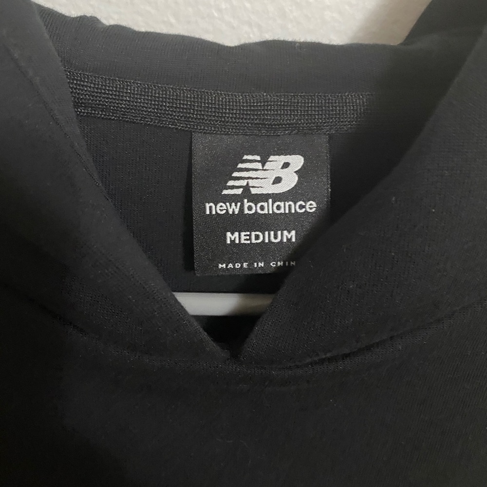 New balance hooded sweatshirt - Picture 4 of 4